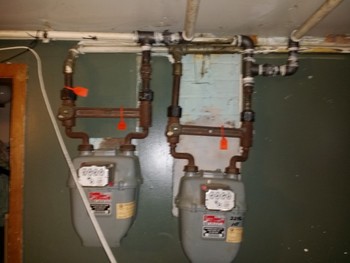 Re pipe gas meter. Mundelein, IL